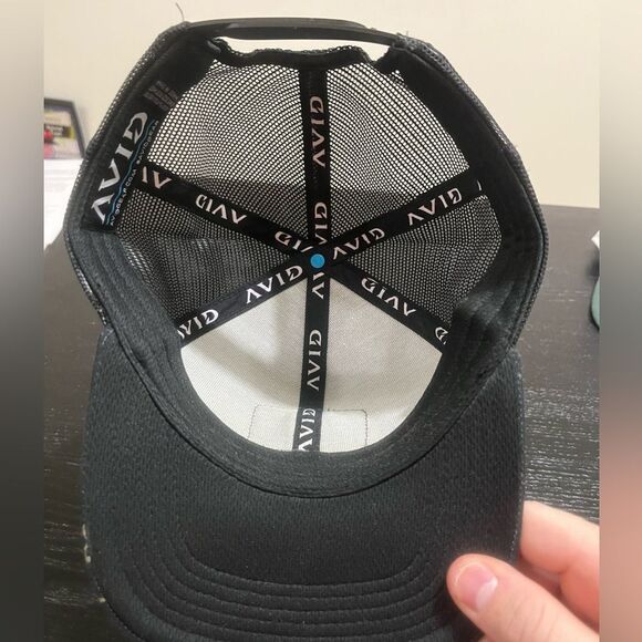 Avid Sportswear adjustable hat - Picture 3 of 4